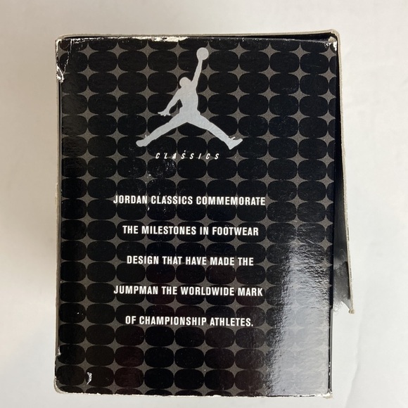 Nike AIR JORDAN Mini Tennis Shoe Bowen Designs 4282 Commemorative Collectible - Picture 14 of 16